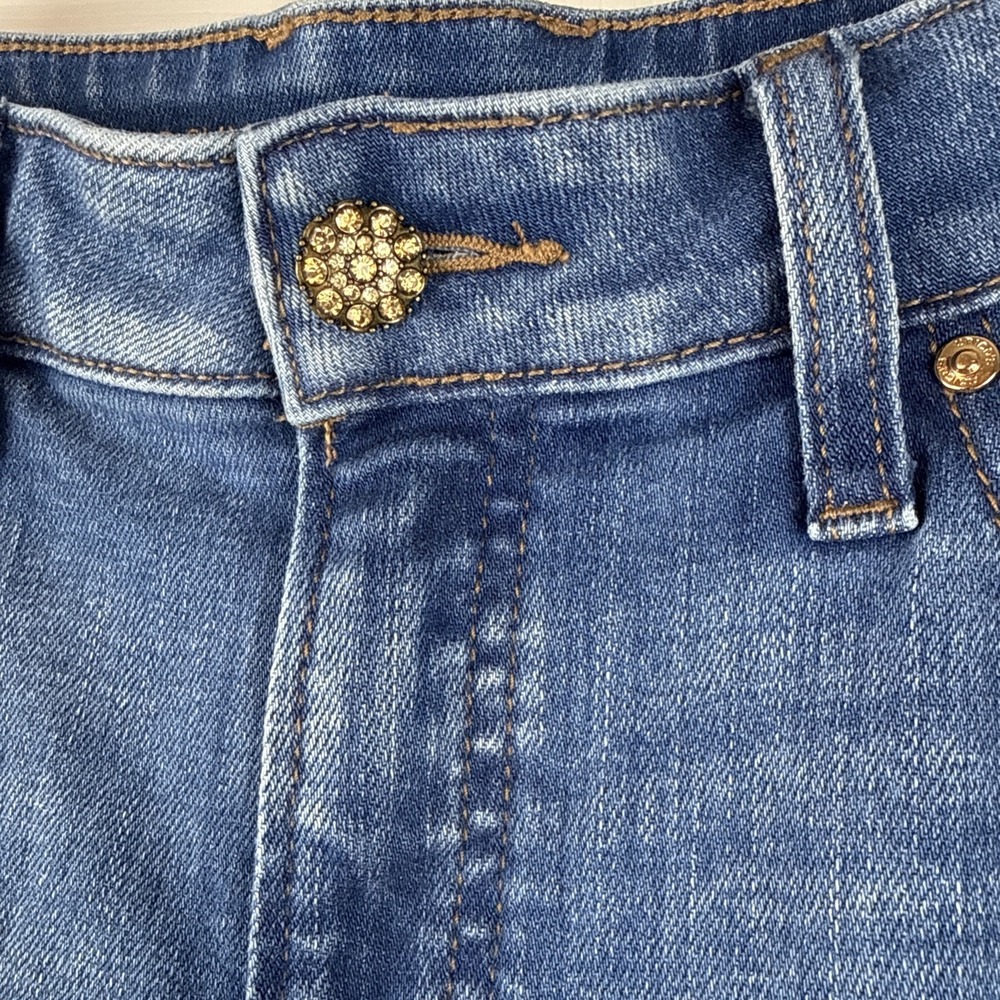 Chico's So Slimming High Rise Flare Jeans Size 2R Size 12 Medium Wash - Picture 2 of 9